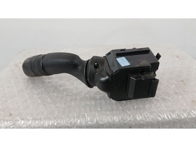 Recambio de mando limpia para toyota corolla ranchera familiar (_e21_) 1.8 hybrid (zwe211) referencia OEM IAM   