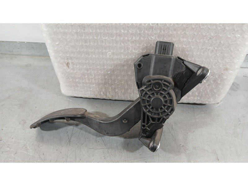 Recambio de potenciometro pedal para toyota corolla ranchera familiar (_e21_) 1.8 hybrid (zwe211) referencia OEM IAM 7811002211 