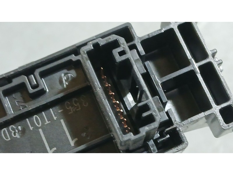 Recambio de mando elevalunas trasero derecho para toyota corolla ranchera familiar (_e21_) 1.8 hybrid (zwe211) referencia OEM IA