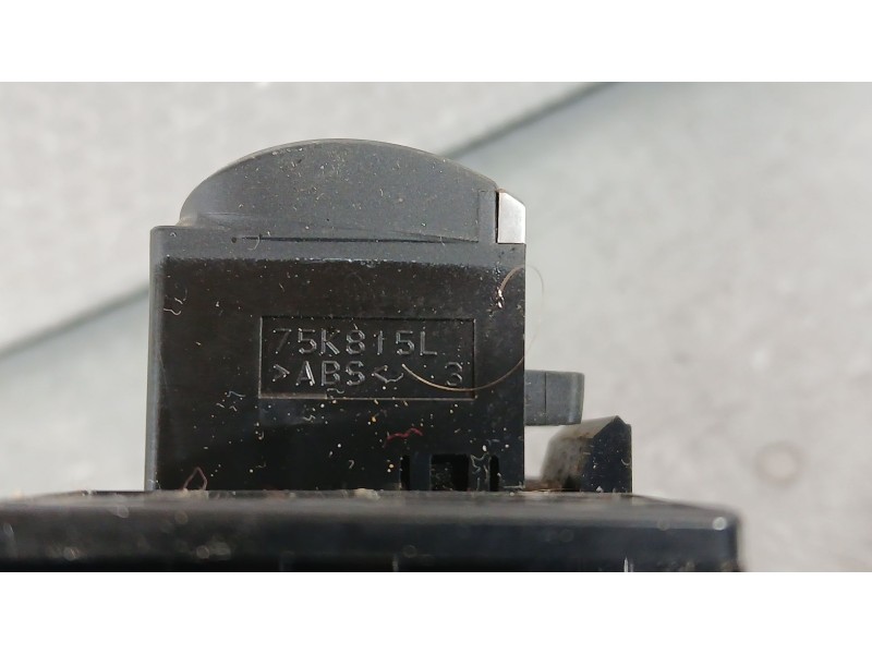 Recambio de palanca freno de mano para toyota corolla ranchera familiar (_e21_) 1.8 hybrid (zwe211) referencia OEM IAM 462011256