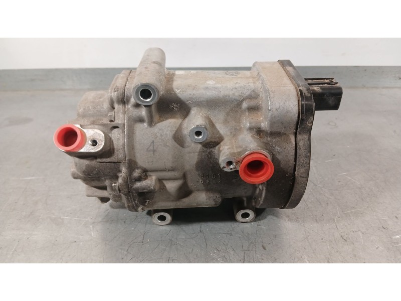 Recambio de compresor aire acondicionado para toyota corolla ranchera familiar (_e21_) 1.8 hybrid (zwe211) referencia OEM IAM 88