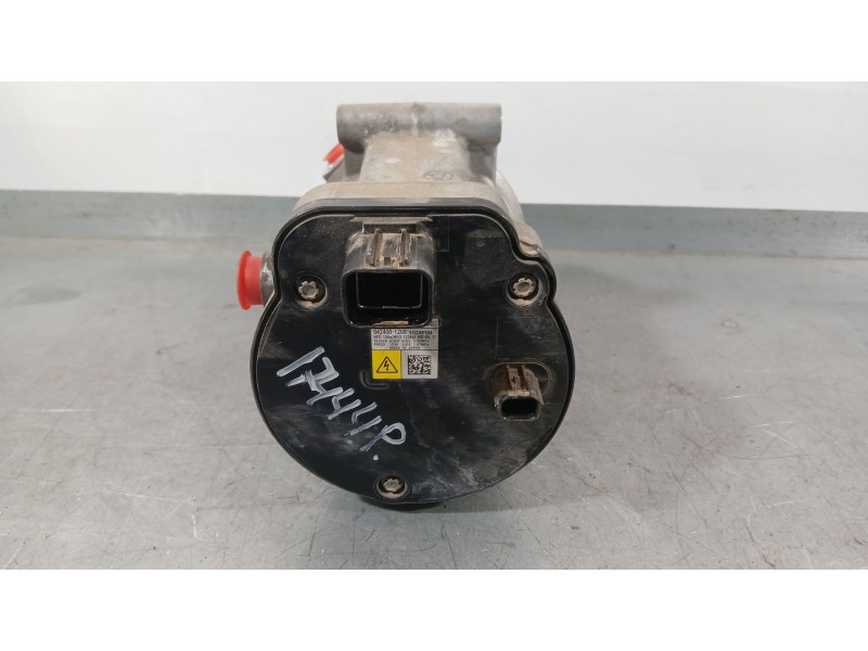 Recambio de compresor aire acondicionado para toyota corolla ranchera familiar (_e21_) 1.8 hybrid (zwe211) referencia OEM IAM 88