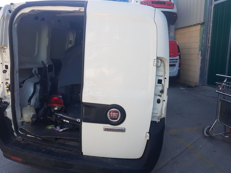 Recambio de puerta trasera derecha carga para fiat doblo cargo (263_) 1.3 d multijet (263wxu1a) referencia OEM IAM 52000031  