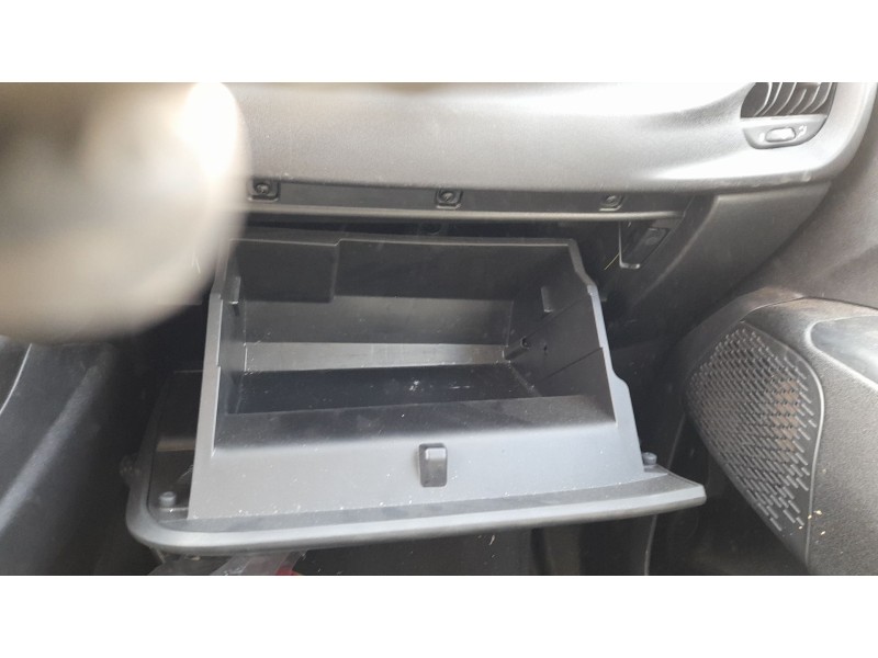 Recambio de guantera para fiat doblo cargo (263_) 1.3 d multijet (263wxu1a) referencia OEM IAM 735498645 735498647 