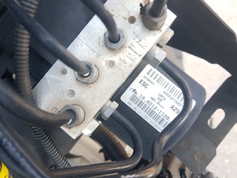 Recambio de abs para fiat doblo cargo (263_) 1.3 d multijet (263wxu1a) referencia OEM IAM 52108218  