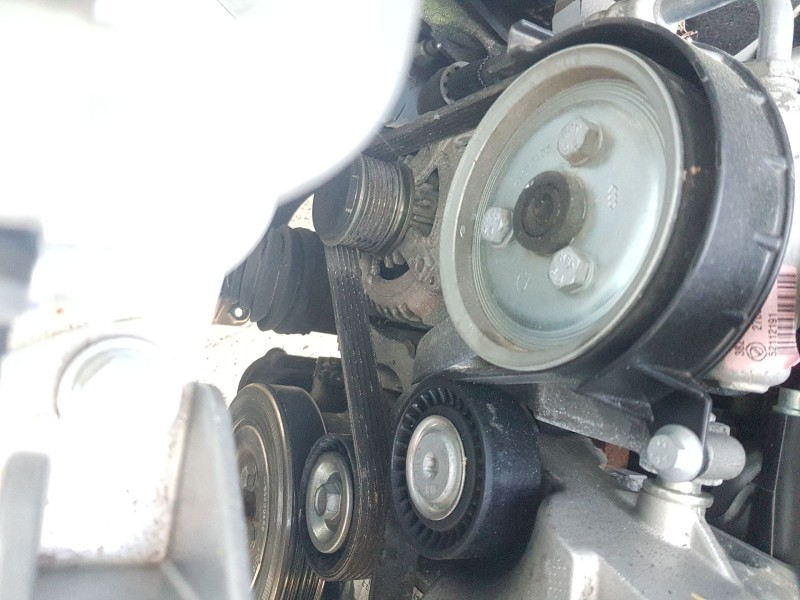 Recambio de alternador para fiat doblo cargo (263_) 1.3 d multijet (263wxu1a) referencia OEM IAM 51880173  