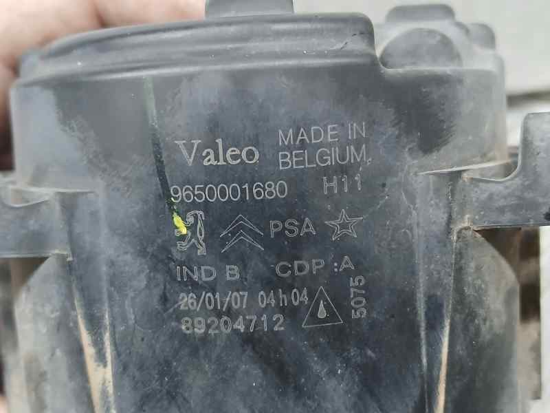 Recambio de faro antiniebla derecho para citroën c4 berlina collection referencia OEM IAM 9650001680 89204712 VALEO