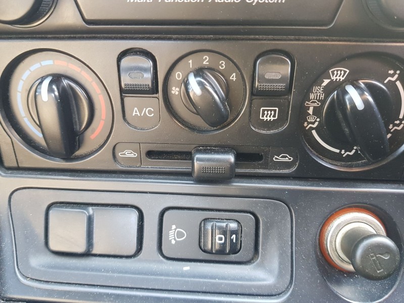 Recambio de mando calefaccion / aire acondicionado para mazda mx-5 ii (nb) 1.6 16v (nb6c) referencia OEM IAM NB1761190  