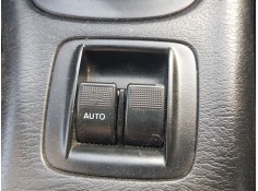 MANDO ELEVALUNAS DELANTERO IZQUIERDO CENTRAL C/ MANDO ELEVALUNAS DELANTERO DERECHO 