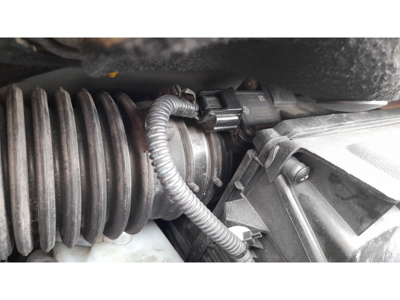 Recambio de caudalimetro para mercedes-benz citan monospace (w415) 111 cdi (415.703, 415.705) referencia OEM IAM A6070940048  