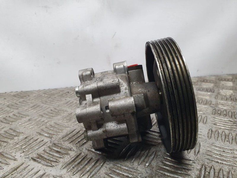 Recambio de bomba direccion para citroën c5 berlina attraction referencia OEM IAM 9656405380 7617955538 