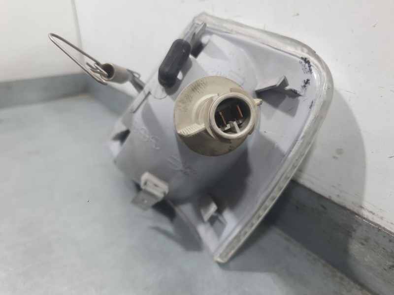 Recambio de piloto delantero derecho para volkswagen passat b5 (3b2) 1.9 tdi referencia OEM IAM 185103B  