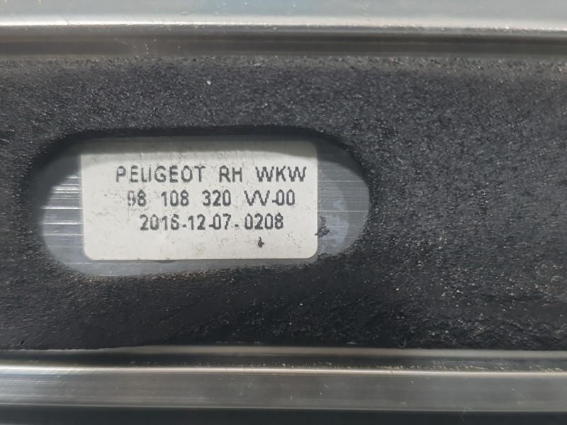 Recambio de barras techo para peugeot 308 sw ii (lc_, lj_, lr_, lx_, l4_) 1.2 thp 130 referencia OEM IAM 98108320 98108324 