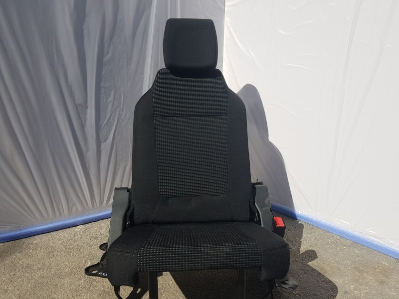 Recambio de asientos tercera fila para peugeot 5008 ii (mc_, mj_, mr_, m4_) 1.2 hybrid (mrhnyh, mrhnyw, mrhnsu, mrhnsm, mrhpy) r