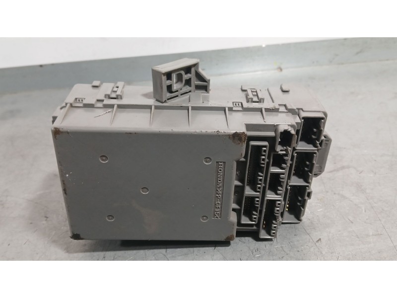 Recambio de caja reles / fusibles para honda cr-v iii (re_) 2.0 i-vtec 4wd (re5, re2) referencia OEM IAM 38250SWA013  
