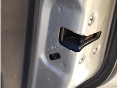 Recambio de cerradura puerta trasera derecha para nissan note (e12) 1.5 dci referencia OEM IAM 825003VV0A  