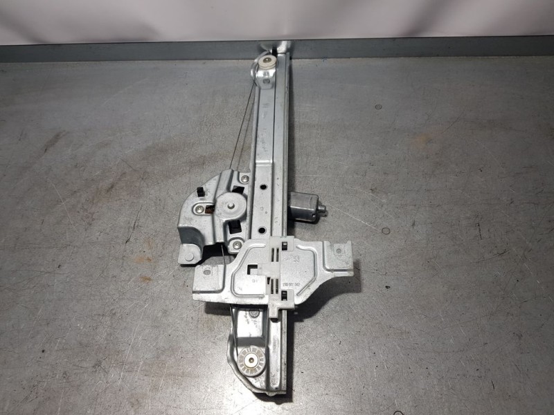 Recambio de elevalunas delantero izquierdo para citroën c3 feel referencia OEM IAM 9813093880  ELECTRICO 2 PINS