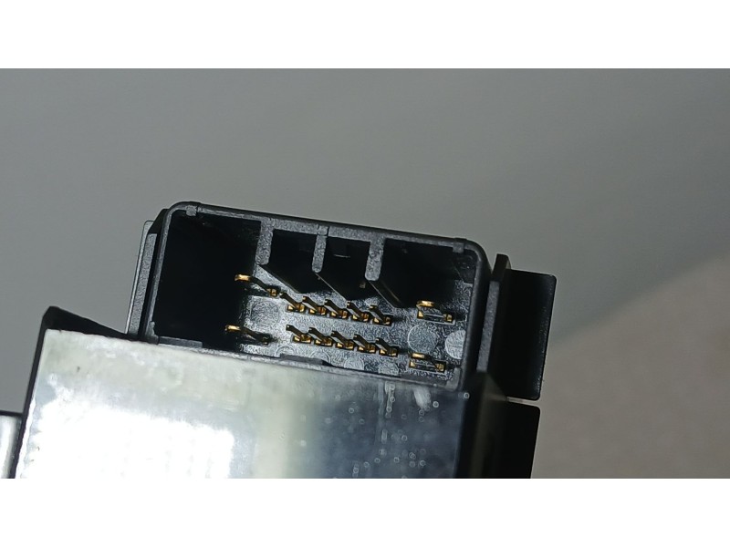 Recambio de mando elevalunas trasero derecho para honda cr-v iii (re_) 2.0 i-vtec 4wd (re5, re2) referencia OEM IAM 35770SWAG01 