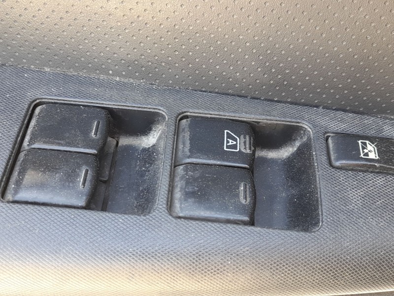 Recambio de mando elevalunas delantero izquierdo para nissan note (e12) 1.5 dci referencia OEM IAM 254013BB0C  