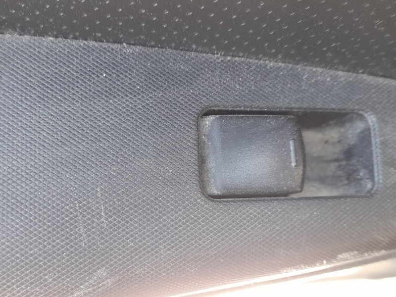 Recambio de mando elevalunas trasero izquierdo para nissan note (e12) 1.5 dci referencia OEM IAM 25411ED03A  