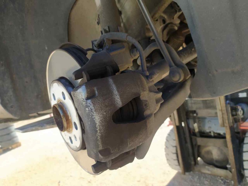 Recambio de pinza freno delantera derecha para skoda fabia ambition referencia OEM IAM 6C0615124  