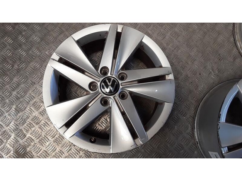 Recambio de juego llantas aluminio para volkswagen golf viii (cd1, da1) 1.0 tsi referencia OEM IAM 7X16 5 TORN ET48 ALUMINIO ROZ