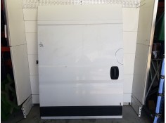 PUERTA LATERAL CORREDERA DERECHA 46858521 TOCADA 