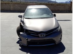 TOYOTA AURIS (_E18_)