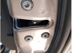 Recambio de cerradura puerta delantera derecha para toyota auris (_e18_) 1.4 d-4d (nde180_) referencia OEM IAM 6903005130  