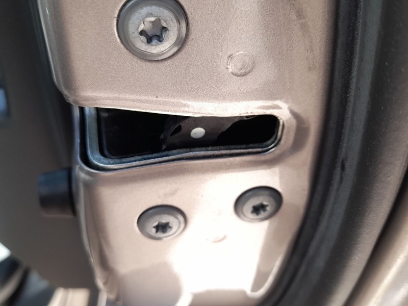 Recambio de cerradura puerta delantera derecha para toyota auris (_e18_) 1.4 d-4d (nde180_) referencia OEM IAM 6903005130  