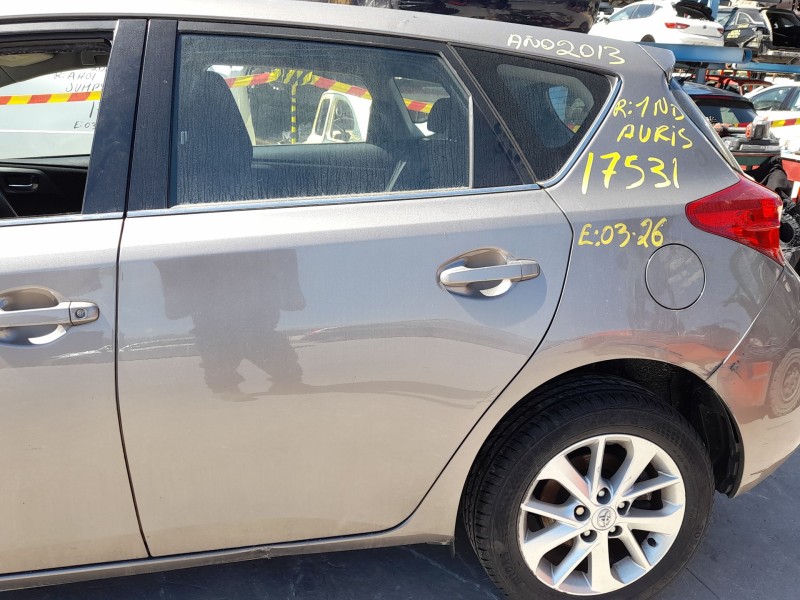 Recambio de puerta trasera izquierda para toyota auris (_e18_) 1.4 d-4d (nde180_) referencia OEM IAM 6700402380  