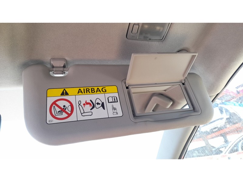 Recambio de parasol derecho para toyota auris (_e18_) 1.4 d-4d (nde180_) referencia OEM IAM 7431002K80B0  