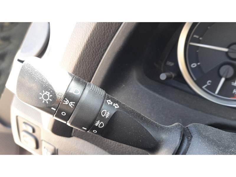 Recambio de mando luces y limpia para toyota auris (_e18_) 1.4 d-4d (nde180_) referencia OEM IAM 8414002740  8465202540