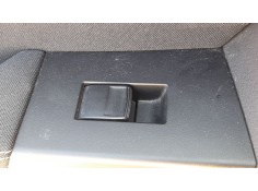 Recambio de mando elevalunas trasero izquierdo para toyota auris (_e18_) 1.4 d-4d (nde180_) referencia OEM IAM 8481002140  