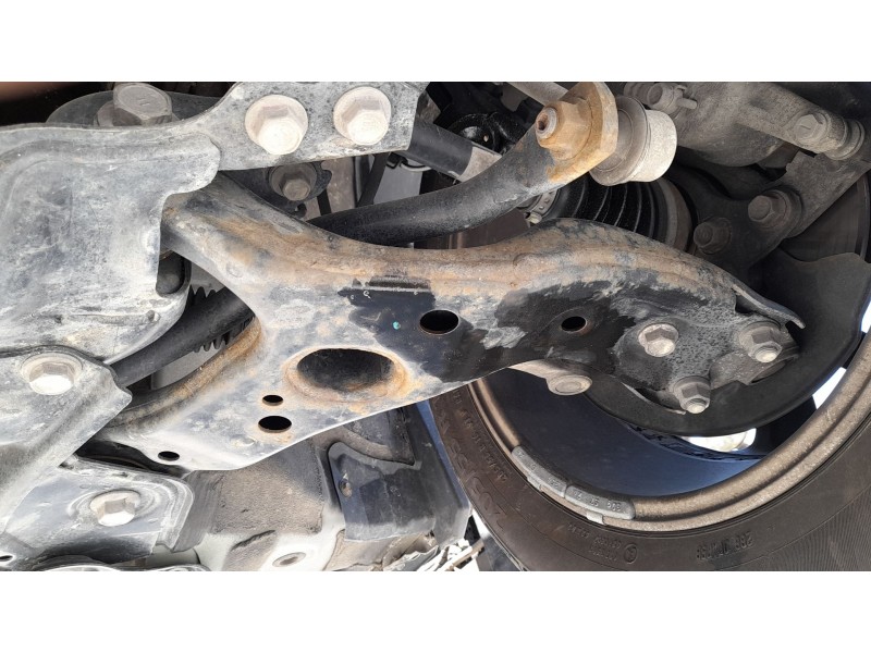 Recambio de brazo suspension inferior delantero izquierdo para toyota auris (_e18_) 1.4 d-4d (nde180_) referencia OEM IAM 480690