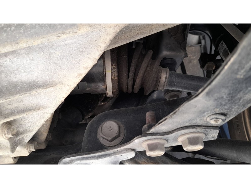 Recambio de transmision delantera izquierda para toyota auris (_e18_) 1.4 d-4d (nde180_) referencia OEM IAM 4342002F00  