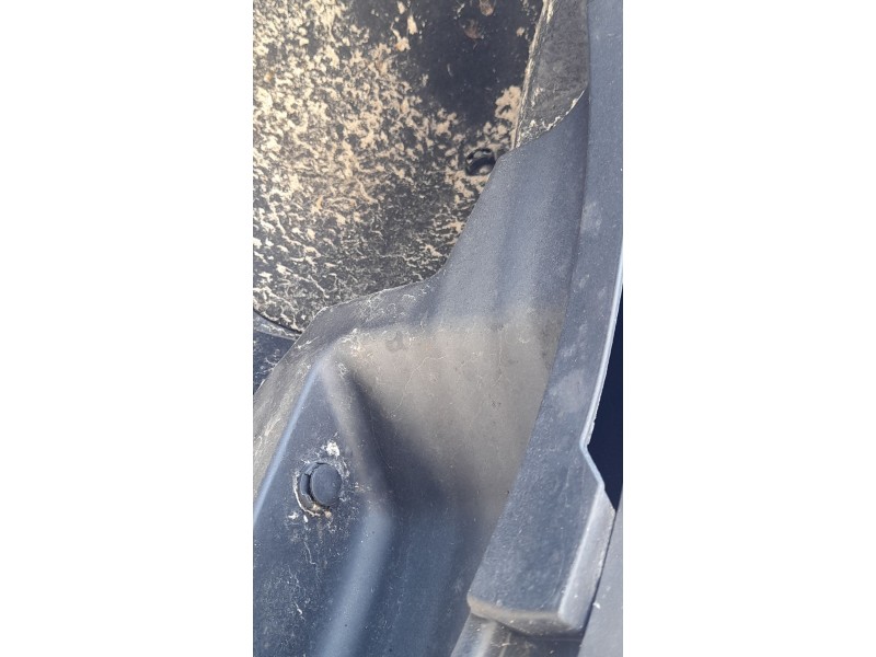 Recambio de plastico pase rueda tras. izq. para toyota auris (_e18_) 1.4 d-4d (nde180_) referencia OEM IAM 6563802080  