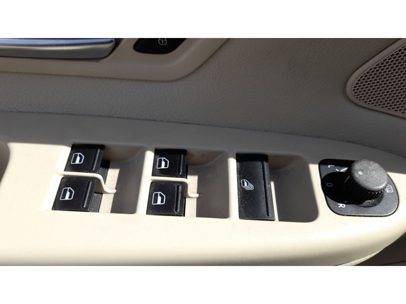 Recambio de mando elevalunas delantero izquierdo para volkswagen eos (1f7, 1f8) 2.0 tdi referencia OEM IAM 1K3959857CREH  