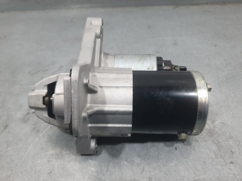Recambio de motor arranque para renault megane iv hatchback (b9a/m/n_) 1.2 tce 130 (b9mr) referencia OEM IAM 233000557R M000TD03