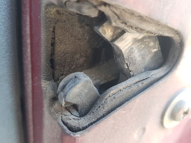 Recambio de cerradura puerta delantera derecha para lancia thesis (841_) 2.4 jtd (841axd1b02) referencia OEM IAM 60685354  