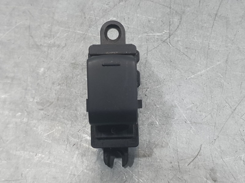 Recambio de mando elevalunas trasero derecho para nissan qashqai i (j10, nj10) 2.0 dci a las 4 ruedas referencia OEM IAM 25411BR