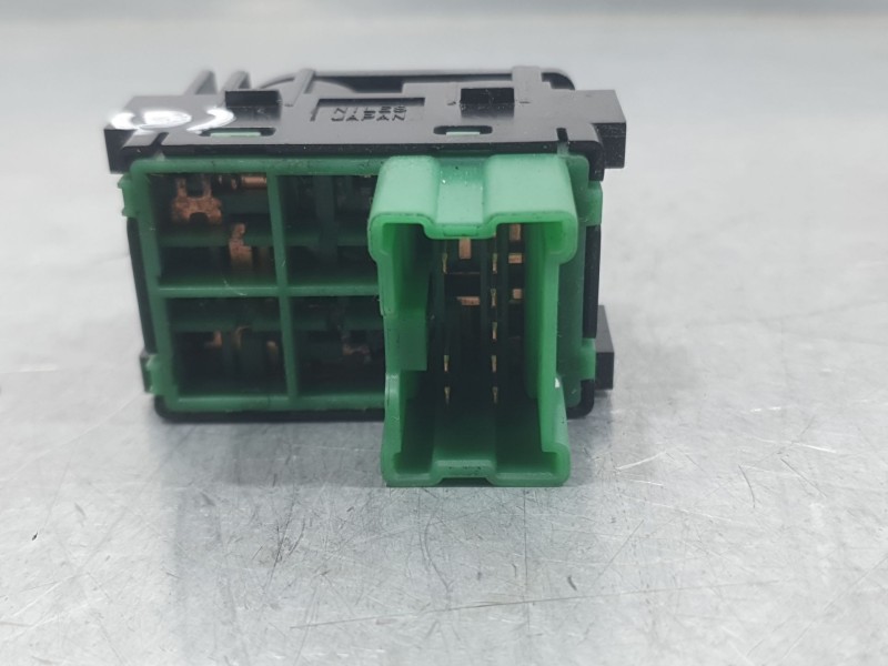 Recambio de mando retrovisor para nissan qashqai i (j10, nj10) 2.0 dci a las 4 ruedas referencia OEM IAM 25570JD00A  