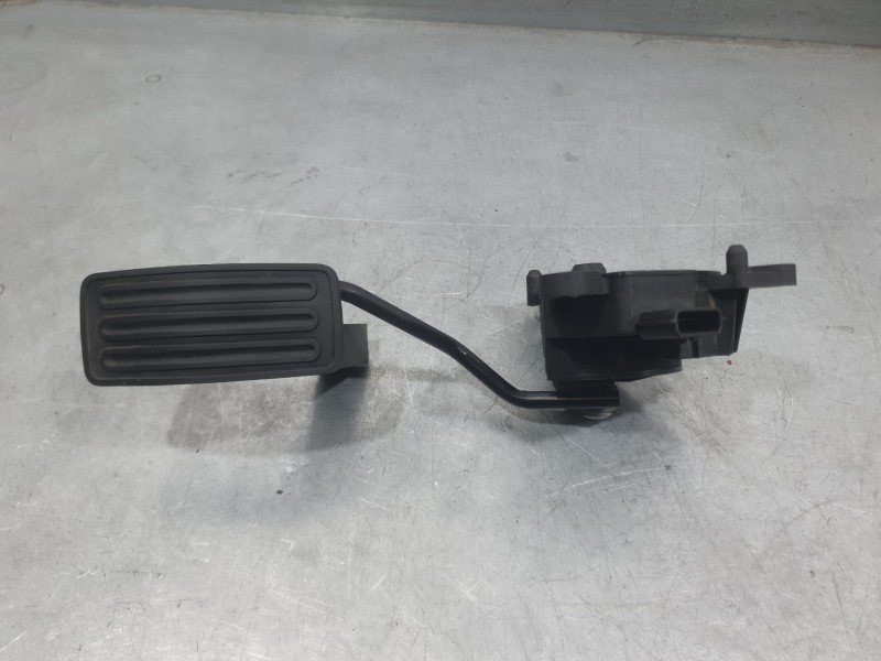 Recambio de potenciometro pedal para nissan qashqai i (j10, nj10) 2.0 dci a las 4 ruedas referencia OEM IAM 3038B10796  