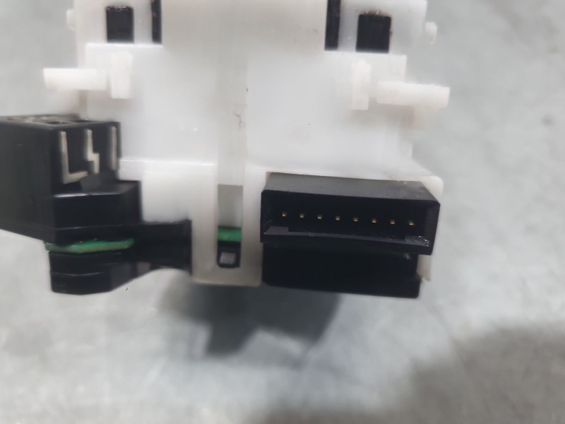 Recambio de mando limpia para nissan qashqai i (j10, nj10) 2.0 dci a las 4 ruedas referencia OEM IAM 8904SN  