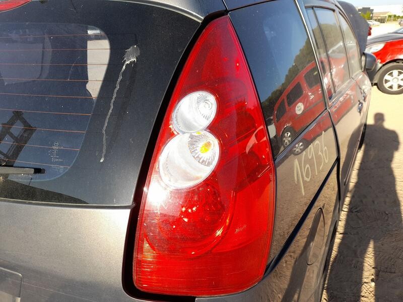 Recambio de piloto trasero derecho para mazda 5 (cr) 2.0 cd (cr19) referencia OEM IAM C23551170E  