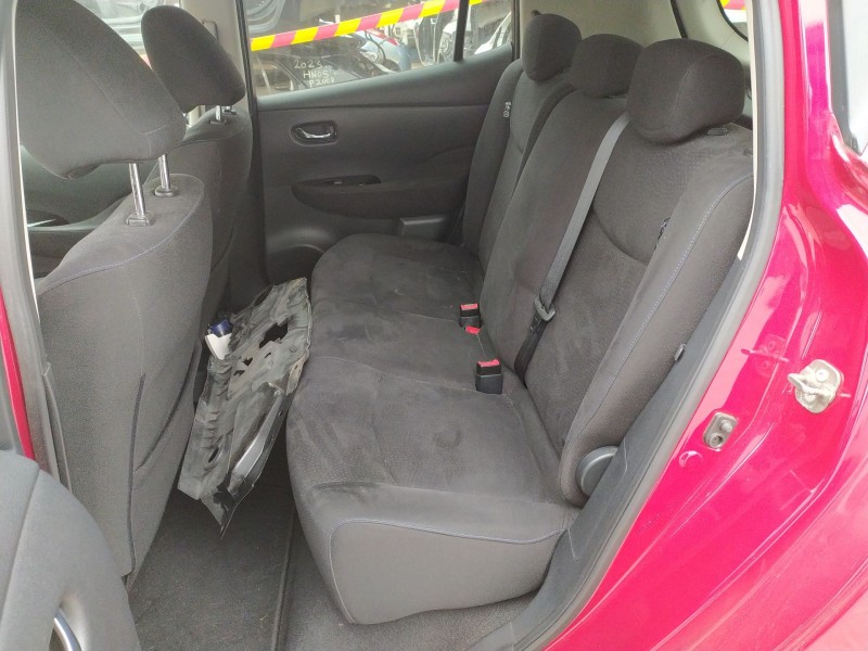 Recambio de asientos traseros para nissan leaf (ze0) electric referencia OEM IAM   