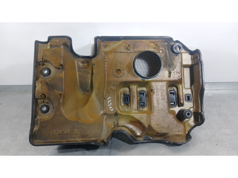 Recambio de tapa motor para chevrolet captiva (c100, c140) 2.0 d 4wd referencia OEM IAM 96897629  