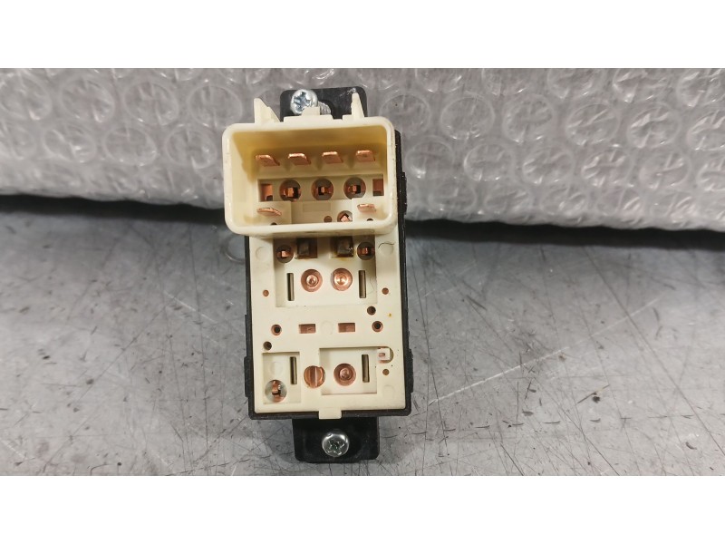 Recambio de mando elevalunas delantero derecho para chevrolet captiva (c100, c140) 2.0 d 4wd referencia OEM IAM 96628546  202005