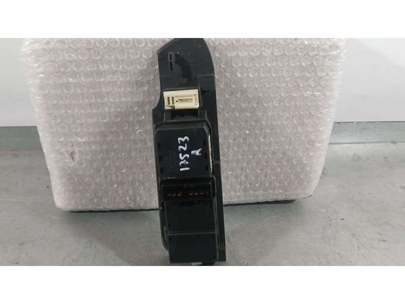 Recambio de mando elevalunas delantero izquierdo para chevrolet captiva (c100, c140) 2.0 d 4wd referencia OEM IAM 96628538  