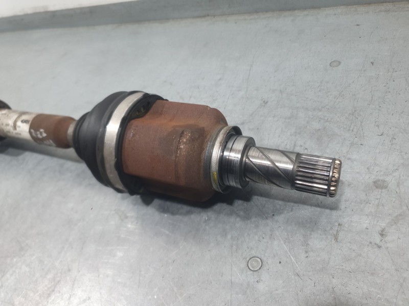 Recambio de transmision delantera izquierda para renault megane iv hatchback (b9a/m/n_) 1.2 tce 130 (b9mr) referencia OEM IAM 39